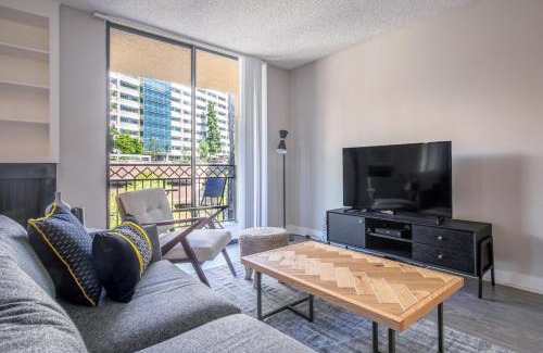 Westwood Apartment | Westwood 1BR w Gym nr Westwood Village LAX-192