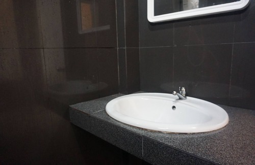 Yasothon Hotel | Wetsawat Place Hotel