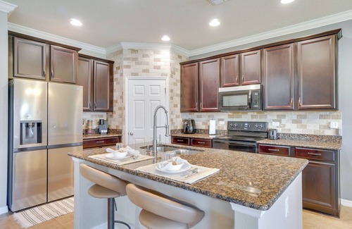 Orlando House | WFH, Relax & Enjoy At-Home Comforts in Orlando