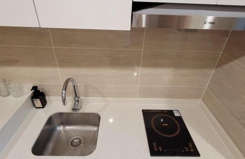 West Coast Apartment | Whale x Sea View Hotel Apartment