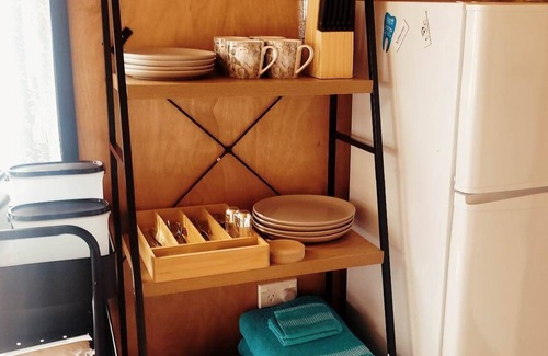 Porangahau Apartment | Whare Aio Peaceful, tranquil setting nestled in Porangahau village.