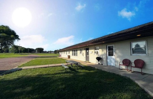 Bonesteel Cabin | Whetstone Bay Lodge Room 4 - Sleeps 4