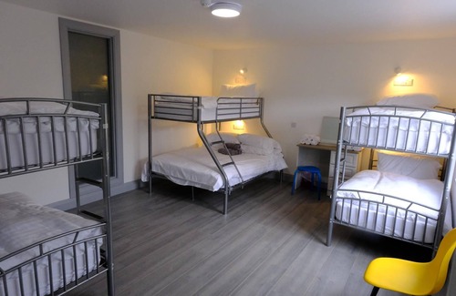 Ardnatrush Bed & Breakfast | Whiddy School House Accommodation