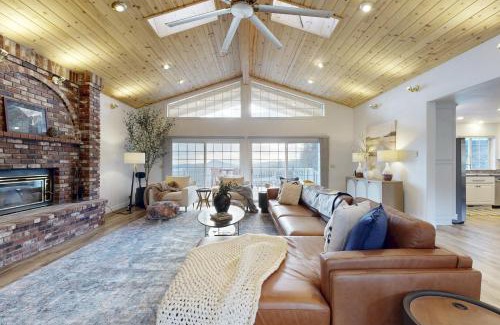Vallecito House | Whispering Oaks Estate