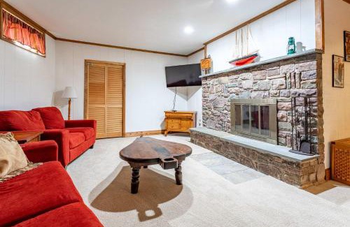 Pocono Pines House | Whispering Pines Chalet Game Room Fire Pit