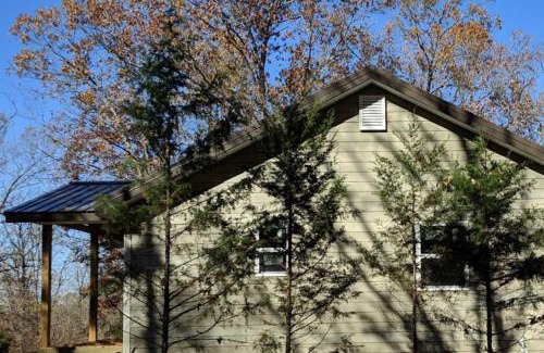 Hartville House | Whispering Pines in the Country on 40 Acres