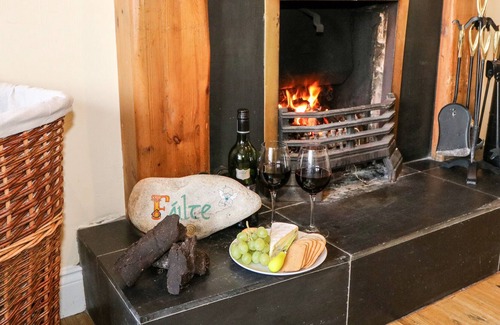 Carndonagh Cottage | WHISPERING WILLOWS - THE BUNGALOW in Carndonagh, County Donegal