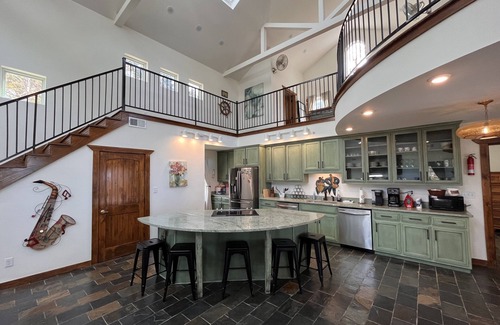 Robinsonville - Tunica House | WHISPERING WINDS! Hot Tub and Pool.
