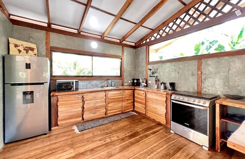 Santa Lucia House | Whispering Wisdom | 3 Bed w/Pool, Steps to Beach