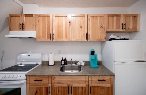 Whistler Creekside Apartment | Whistler Creek Lodge 307