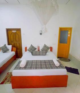 Inamaluwa Hotel | White eagle hotel