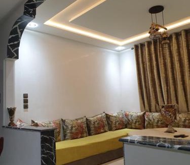 Azrou Apartment | White House