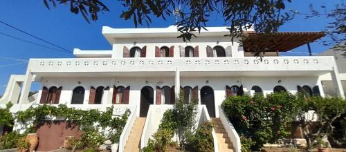 Pefki Apartment | White House Mochlos