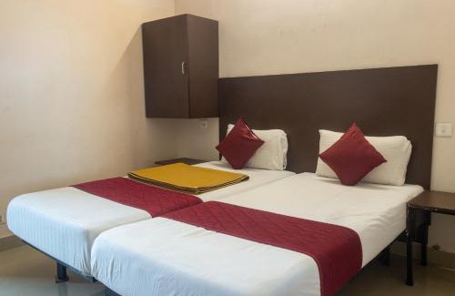 Nanganallur Cabin | White Inn Near Chennai Airport