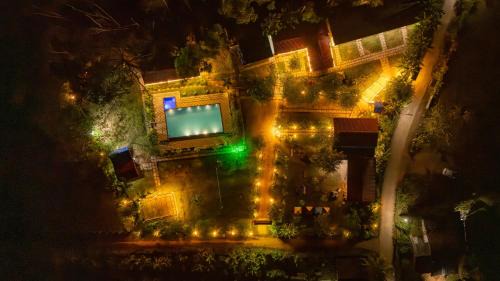Dandeli House | white new