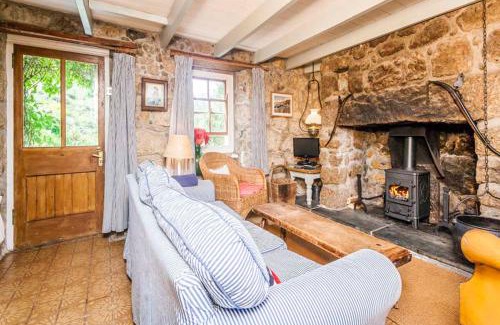 Sennen Cove House | White Rose, Cornish Cottage With Sea Views & Private Garden By Beach