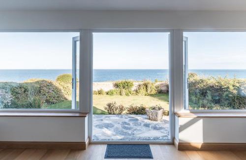 Swanage House | White Sands