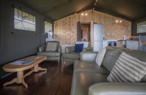 Llangennith RV Rental | Whiteford - Safari Glamping Tent - Llangennith