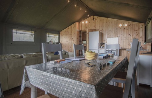 Llangennith RV Rental | Whiteford - Safari Glamping Tent - Llangennith