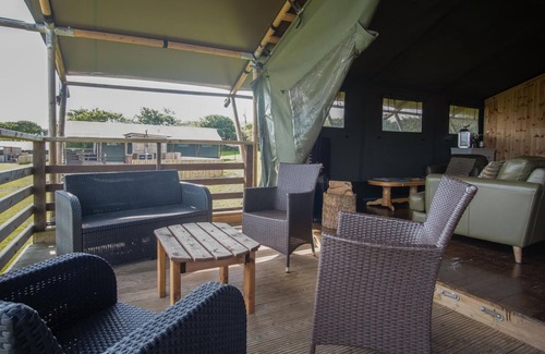 Llangennith RV Rental | Whiteford - Safari Glamping Tent - Llangennith