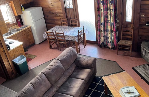 Lansing Cabin | Whitewater Country with Hot Tub, Free WiFi & Indoor Wood Burning Fireplace!