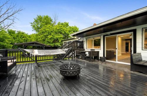 South Bay House | Whitewater The Main Sail Oneida Lake Sleeps 11
