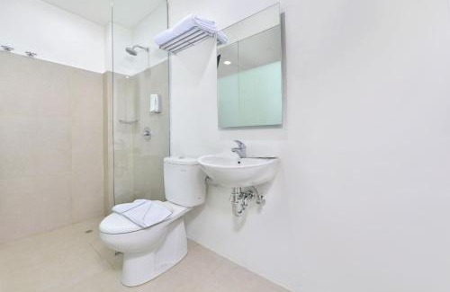 Melawai Hotel | Whiz Hotel Falatehan Jakarta