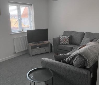 Spalding Apartment | Whole House Modern Detached 2 Bedroom Coach House in Spalding