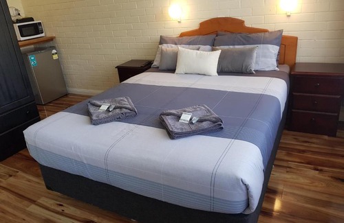 Whyalla Playford Apartment | Whyalla Country Inn Motel
