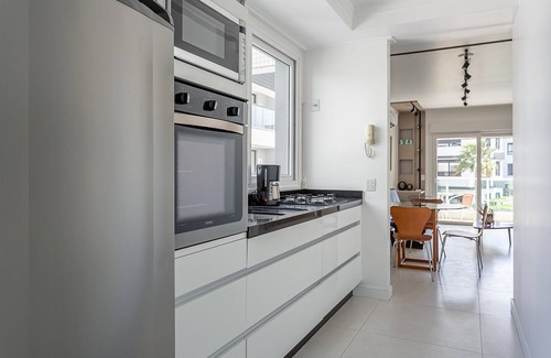 Lagoa Pequena Apartment | WI-FI 100MB | 120m from Campeche Beach #CAMP07
