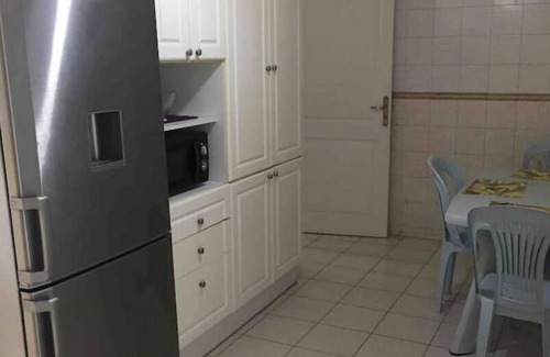Cite Bel Air Apartment | Wifi. 17min from Tunis, near carrefour market & azur city.