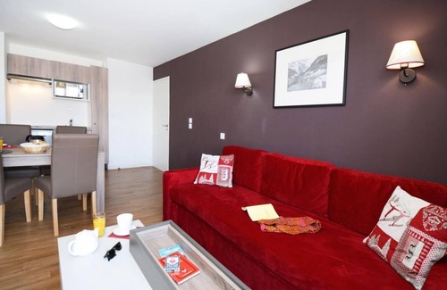 Auris Apartment | Wifi, 300m from resort center, fitness, swimming pool, terrace, balcony, tv, ski locker, 55m²