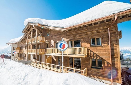 La Rosiere Apartment | Wifi, 50m from resort center, 4th floor, view valley, swimming pool, sauna, hammam, balcony, parking