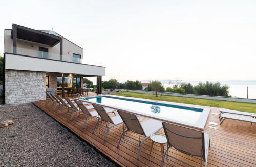 Ravni Villa | Wild Adriatic Way