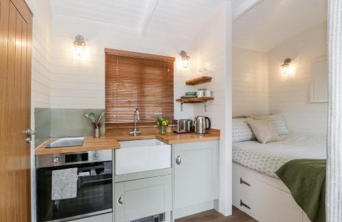 Kemble House | Willow