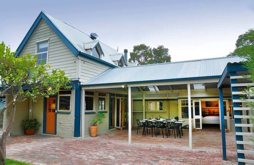 Willunga House | Willunga Cottage- Sleeps 6, Pool