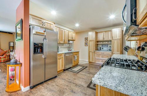 Wilmington House | Wilmington Retreat Near Trails, Skiing and Festivals
