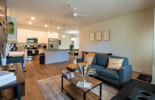 Wilmington Apartment | Wilmingtonbeachmoderncozyfreewifipooltable