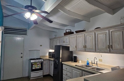St. Anns Apartment | WINDCREST VILLA - Great view near Port of Spain