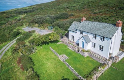 Crynant House | Windy Walls - 3 Bedroom Holiday Home - Rhossili