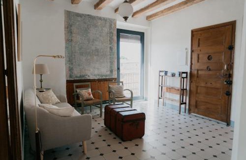 Tivissa Apartment | Wine Country stay at Ca Escoda between Montsant and Priorat on the Ebro Riverside