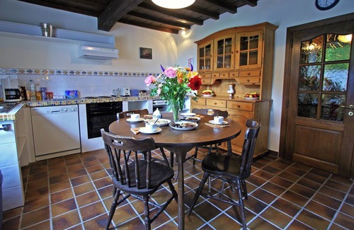 Sevry Cottage | Winenne Home with Hot Tub