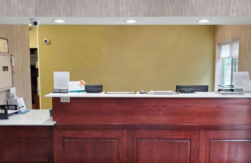 Uniontown Hotel | Wingate by Wyndham Uniontown