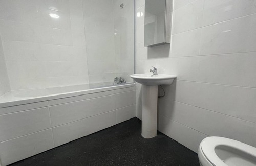 Ashton-under-Lyne Apartment | Winners Inn Comfort Environment, in Manchester