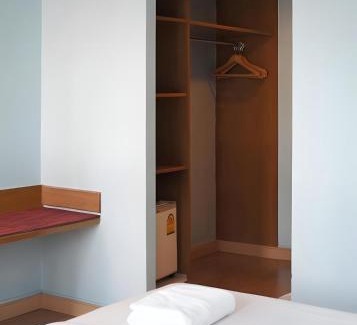 Ratchaprasong Apartment | Wish Inn BTS Chidlom - วิช อินน์ บีทีเอส ชิดลม