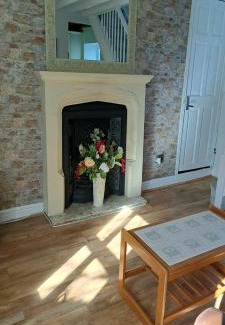 Trecynon House | Wisteria Cottage an authentic and enchanting 2 bedroom cottage experience