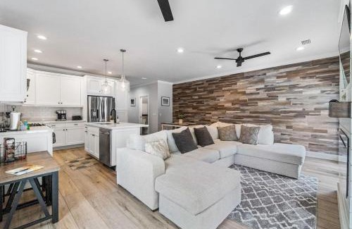 Southeast Pensacola House | Wisteria Escape - East Hill