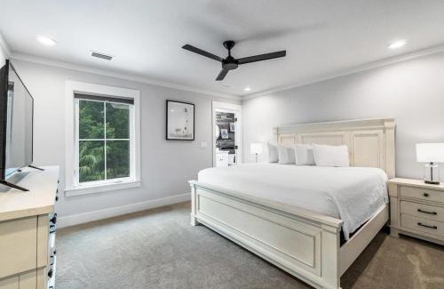 Southeast Pensacola House | Wisteria Escape - East Hill