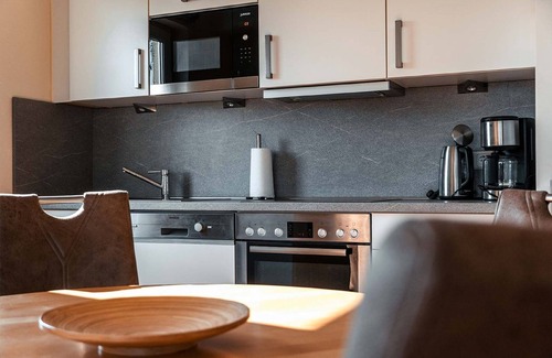 Gohren Apartment | With sea view and balcony, use of swimming pool and sauna - Sea view apartment 29
