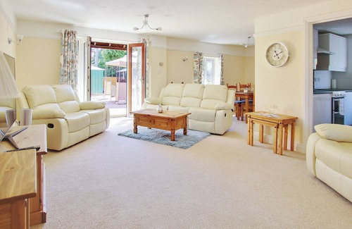 Netley Cottage | With so much to see and do in and around Hampshire, you’re sure to return.